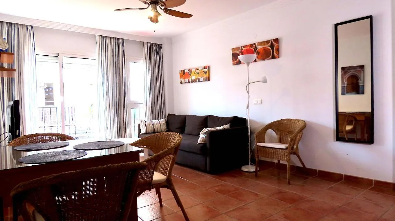Apartamentos Nerjaluna Nerja