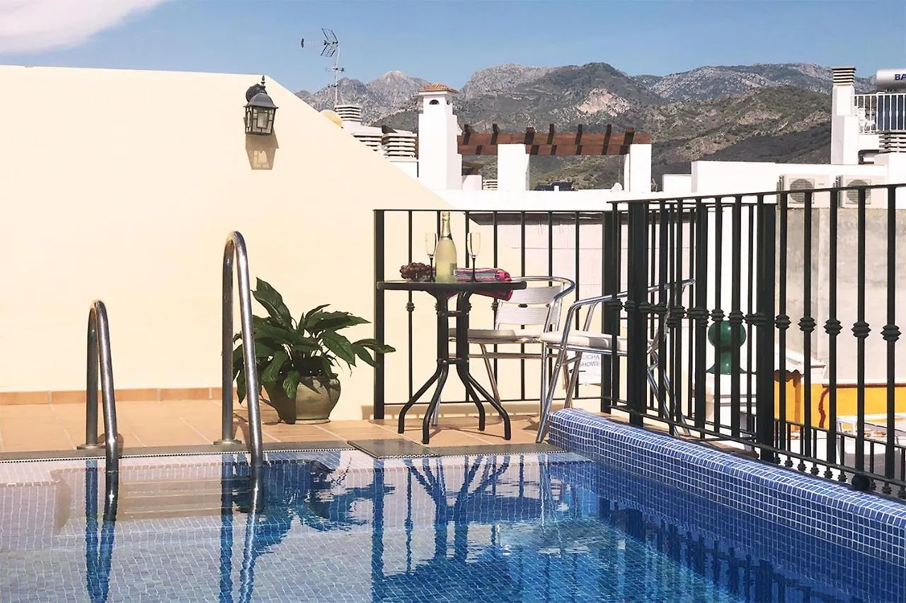 Apartamentos Nerjaluna Nerja